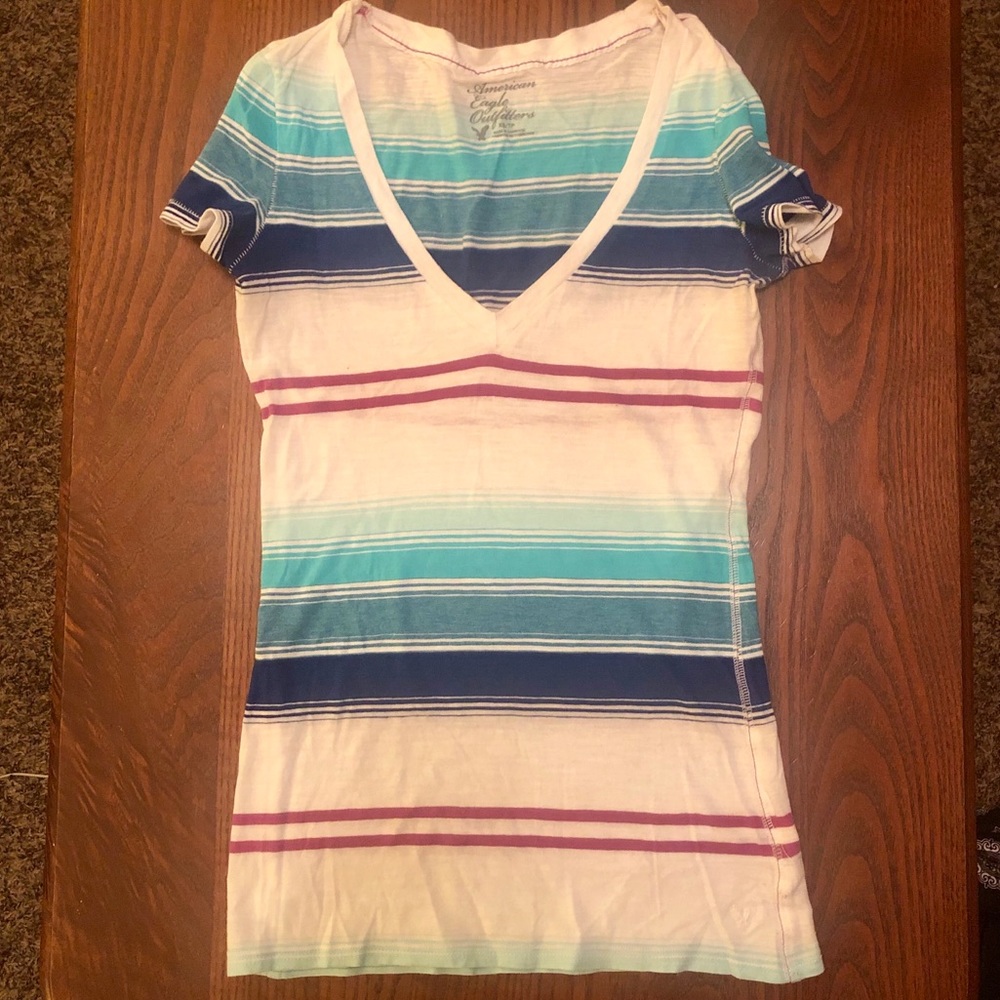 American Eagle Outfitters V neck Striped Tee XS